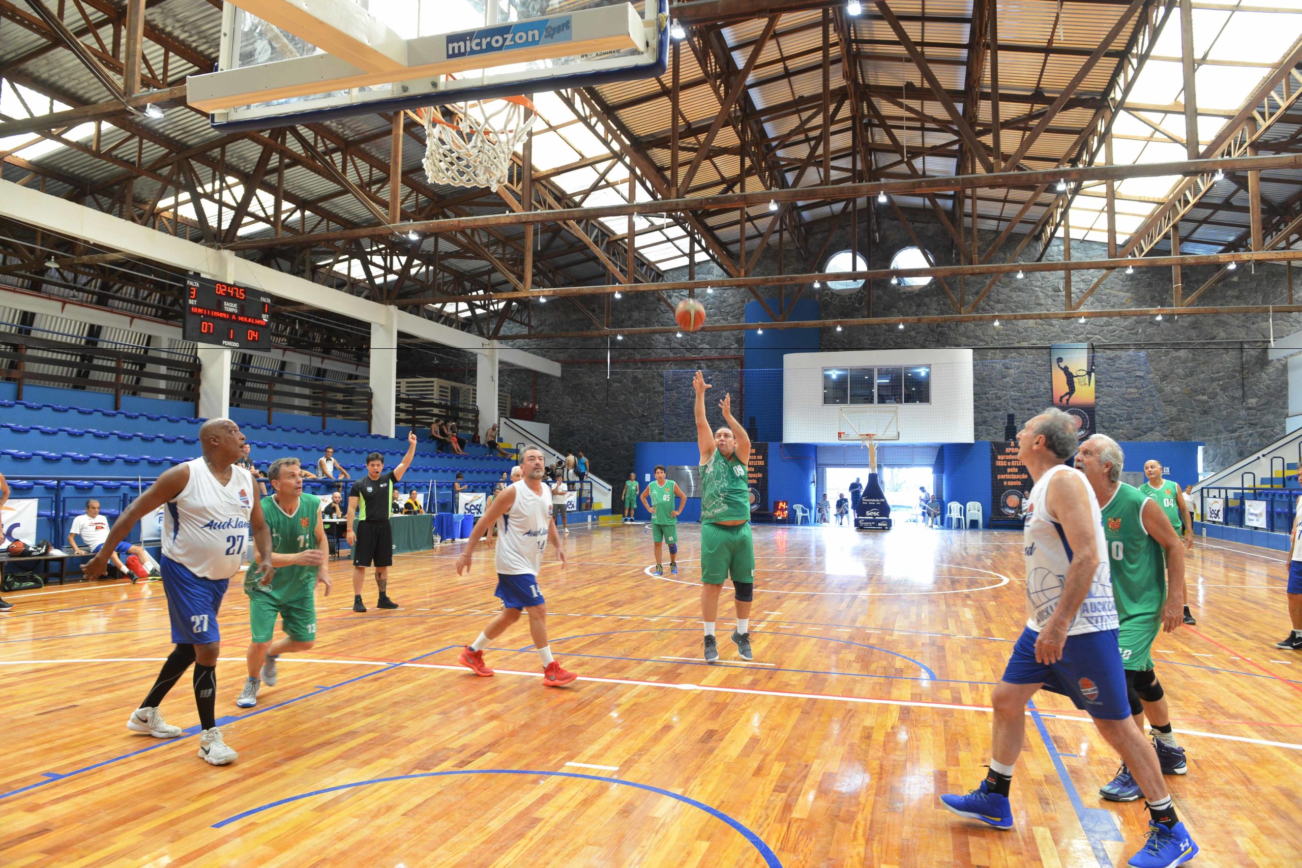 Semana do Basquete termina com amistoso e final de torneio master