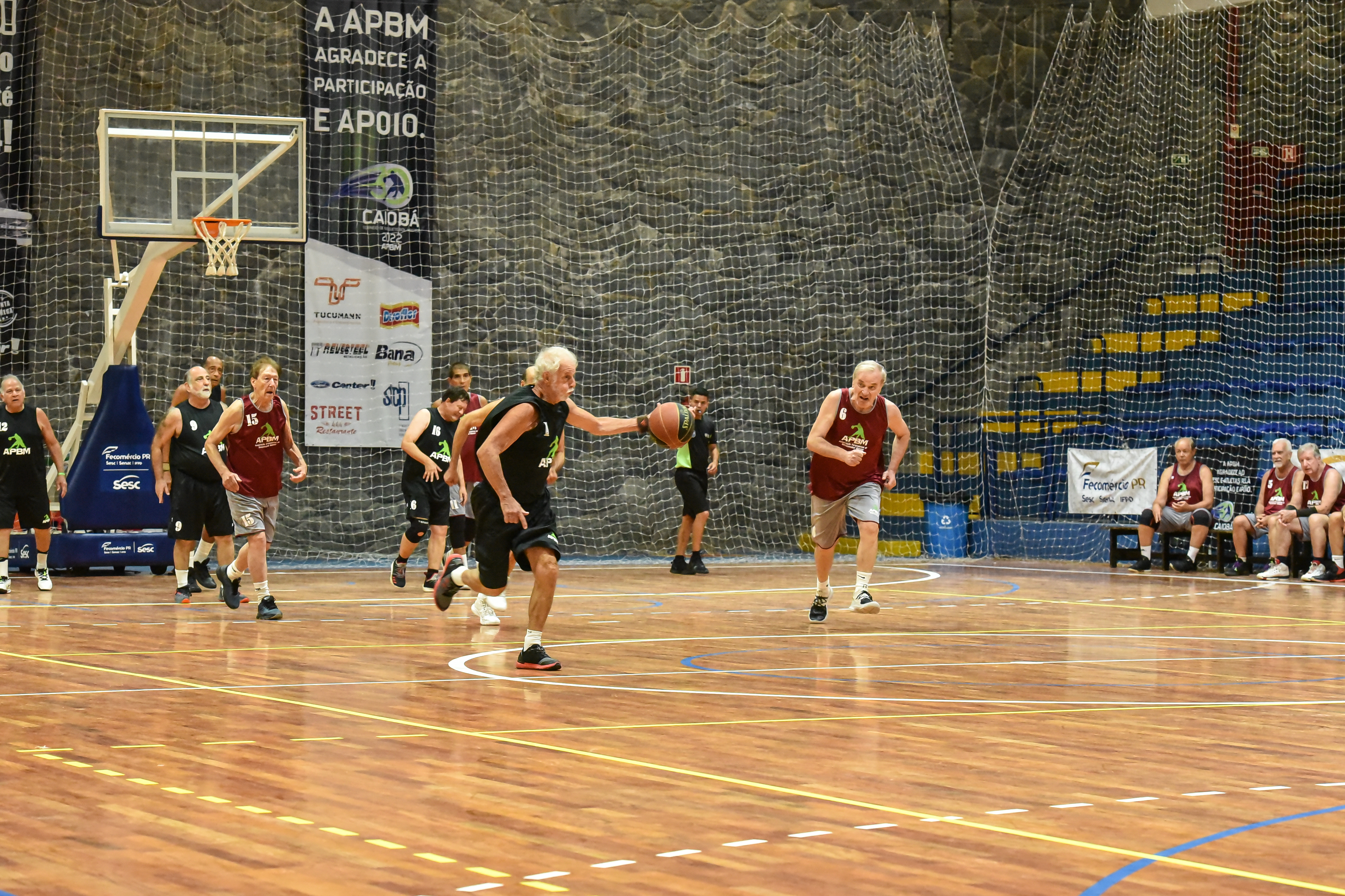 Time de basquete da OAB Paraná vence 1º Campeonato Nacional de Basquete da  OAB-CAASP